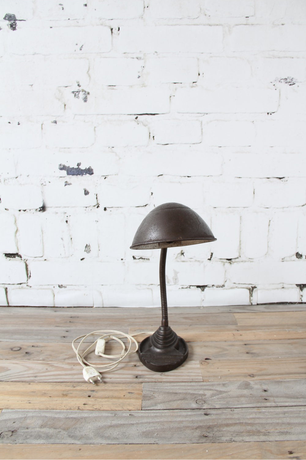 Vintage eagle desk lamp cheap